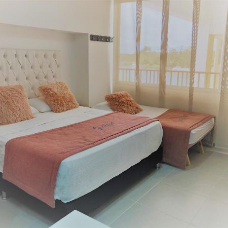Apartamento Frente Al Malecon Guatape Luaran gambar