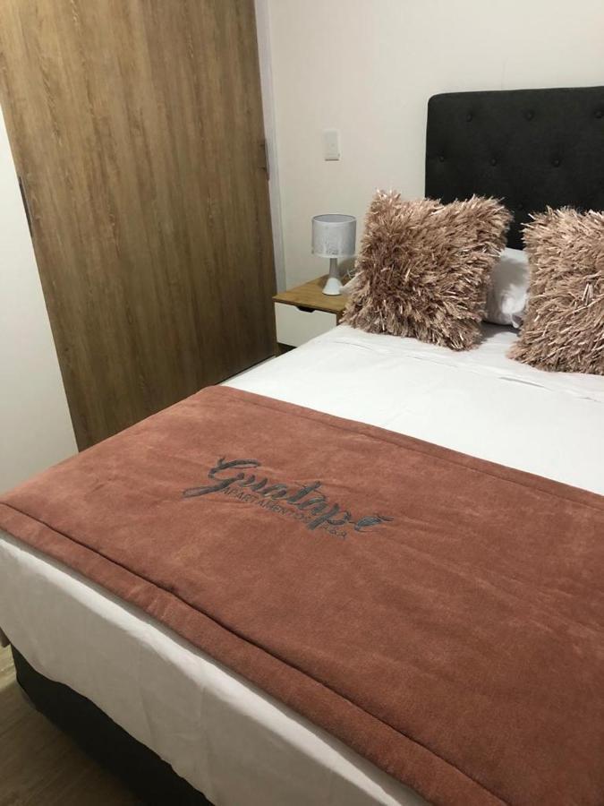 Apartamento Frente Al Malecon Guatape Luaran gambar